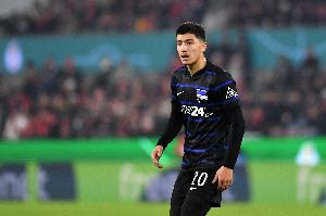 2026世界杯买球入口-罗马诺：勒沃库森已经签署马扎转会的所有文件，转会费1200万欧