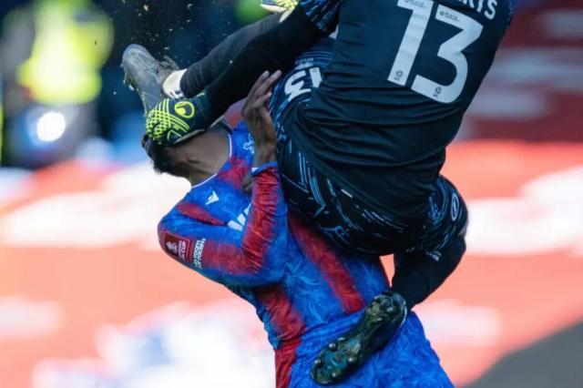 2026世界杯买球入口-马特塔遭“杀人踢”，水晶宫主帅：对手好意反铸大错